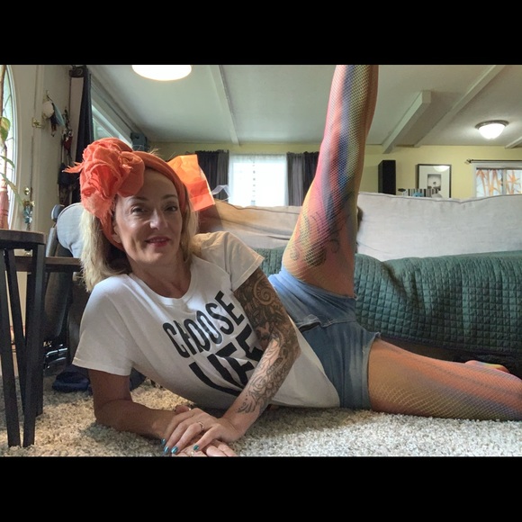 Meet your Posher, Vanessa - Picture 2 of 5